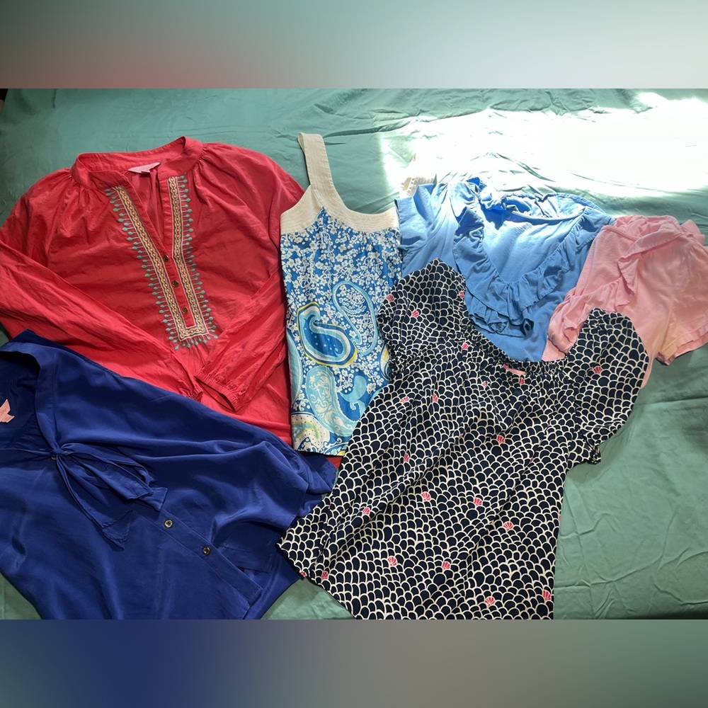 Lilly Pulitzer top lot